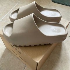 Yeezy Slide UK9 NEW