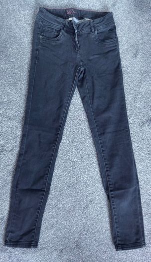Jeans size uk 4