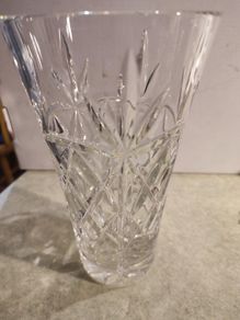 Lovely Galway crystal vase in good condition.