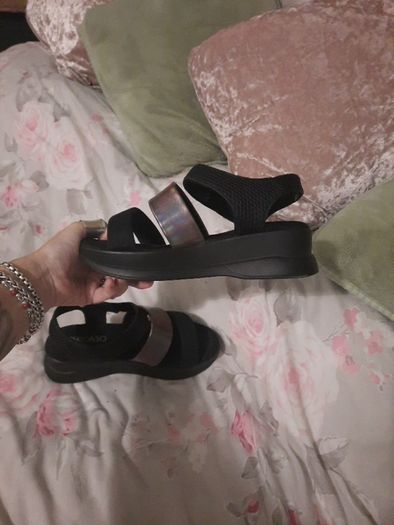 memory foam wedge sandals