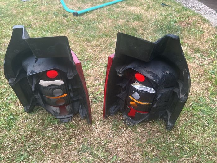 VWT5 original rear lights