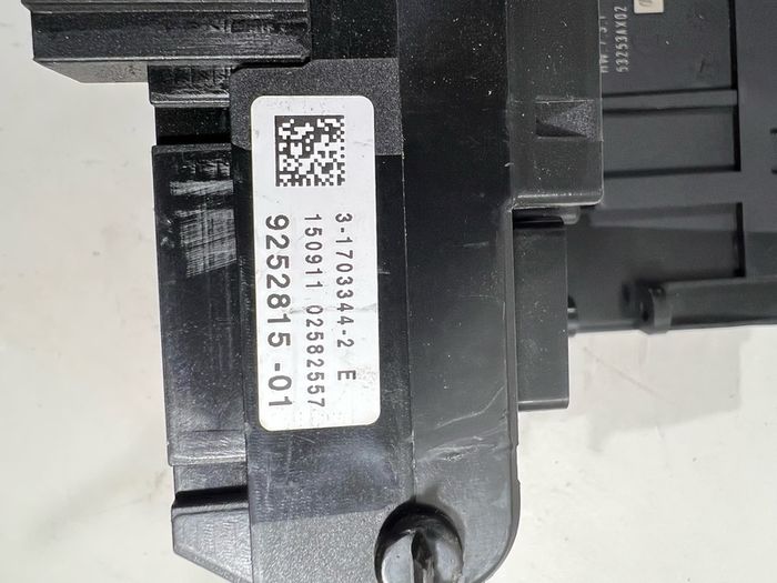 Bmw 5 Series Junction Fuse Box Control Module Ecu 9267466 F10 F11 2011 A3l2b320g