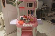 Toy kitchen