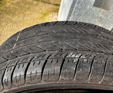 2 Tyres