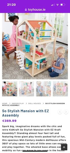 Dolls house & furniture