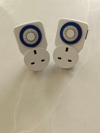 2 Masterplug 24 Hours Mechanical Timer Adaptor - White