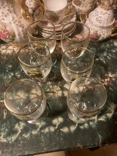 Vintage Irish glasses free postage
