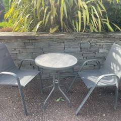 Beautiful Garden Patio Bistro Table & 2 Chairs Set - Can Deliver