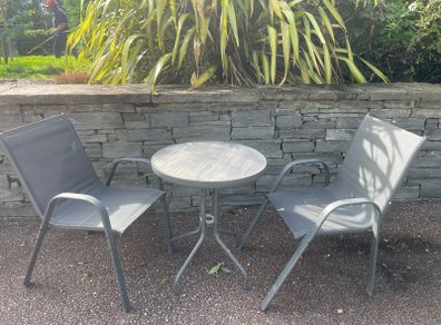 Beautiful Garden Patio Bistro Table & 2 Chairs Set - Can Deliver
