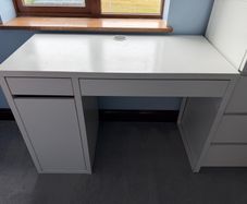 Micke (IKEA) white computer desk