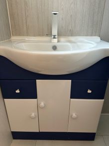 vanity unit with storage with tap