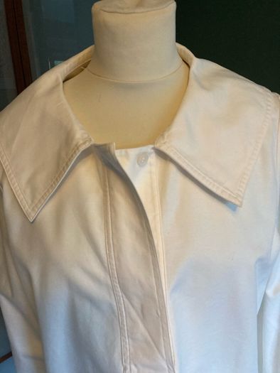 COS Ivory Top Quality Top - Size 40