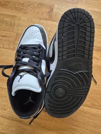 Nike Air Jordan 1 Low size UK6
