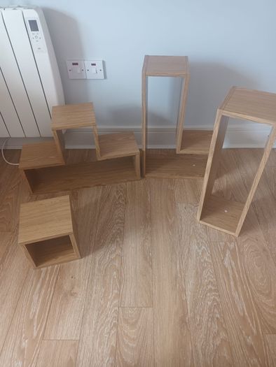 table and chairs
