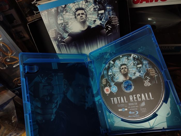 Total Recall ! Blu-Ray ! with Slipcase ! Sci-Fi & Fantasy ! Colin Farrell ! 2012 !