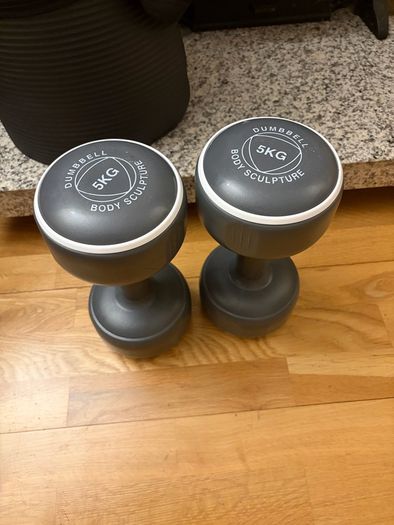 2x 5kg Dumbbells