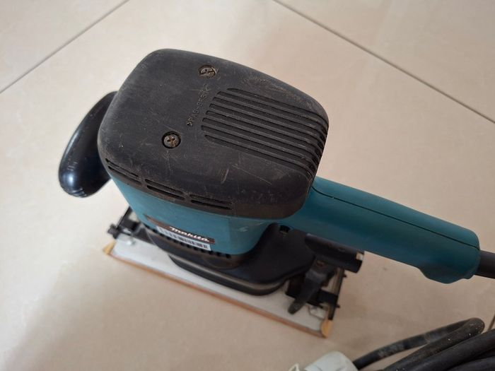 Makita 9046  Orbital Sander 110v