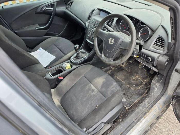 2011 Opel Astra