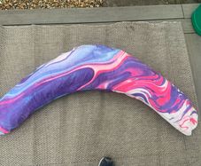 Akimbo Pillow