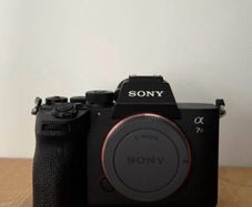 Sony Alpha A7ivR Camera Bundle