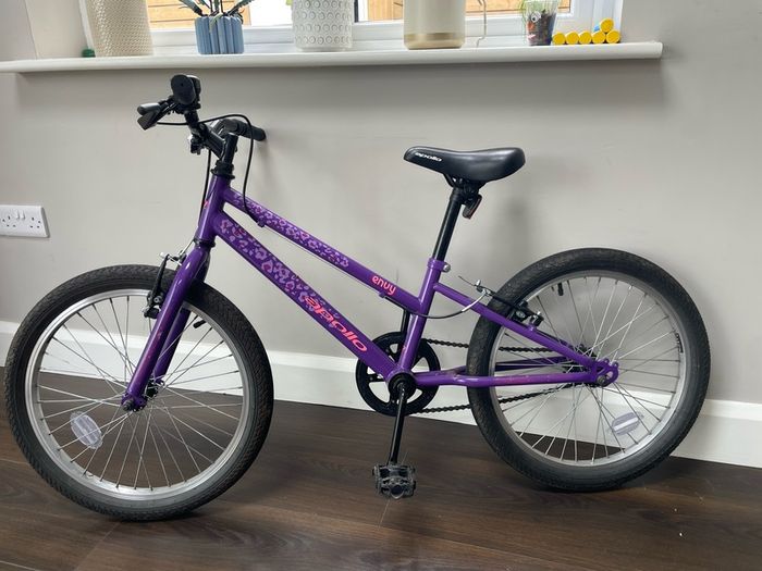 Apollo Envy Junior Hybrid Bike 20" Wheel - Excellent Condition