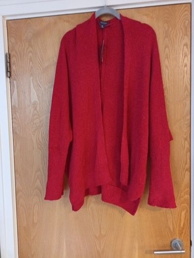 Primark  Red Cardigan.   S.XL - 18-20.   B.N.W.T.