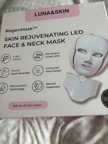 Luna & skin 192 Medical grade LEDS face and next coverage dermatologist recommended brand new never used unwanted gift