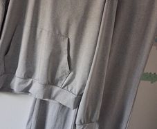 Womens set says large looks more 12