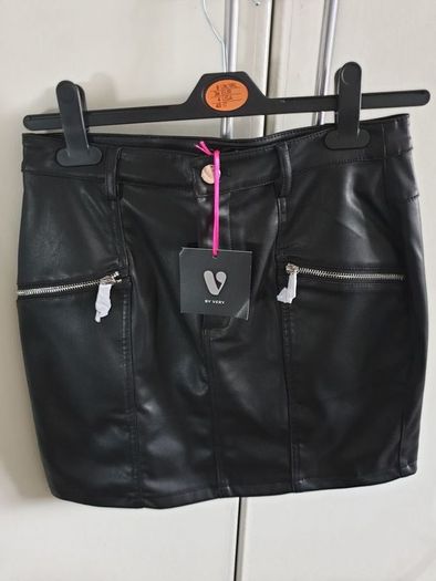 Black leather look skirt by Very size 8