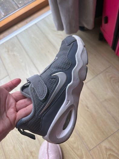 kids shoes