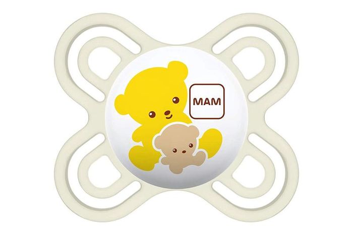 MAM Newborn Baby Bundle, Full of Newborn Baby Gifts & Hospital Bag Essentials, Including MAM Baby Bottle, Baby Soother, Teething Massaging Brush and Breast Pads