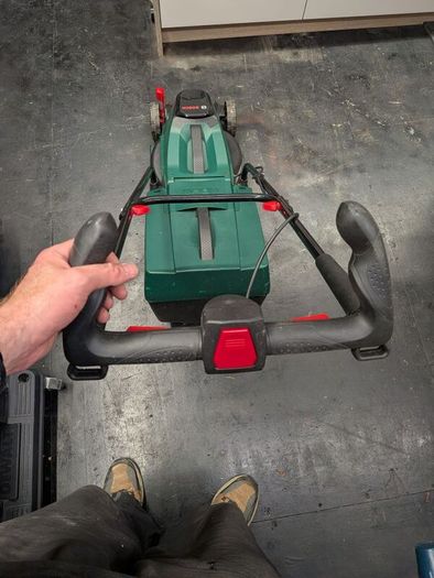 Bosch 18v lawnmower