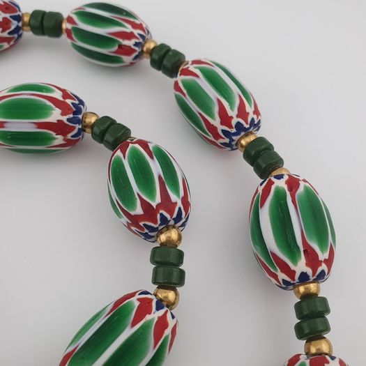 Antique Venetian Style Green Chevron Glass Beads Necklace