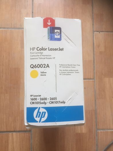 HP 124A Yellow Original LaserJet Toner Cartridge Q6002A