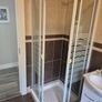 bathroom suite Image 2
