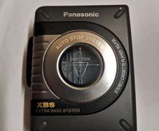 Panasonic RQ-P35 Cassette Walkman Player
