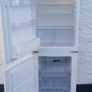 zanussi integrated fridge freezer Image 2