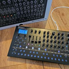 Roland SH-4d