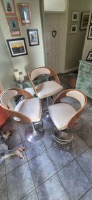 breakfast bar stools