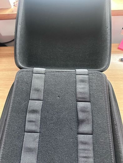 Akai MPC One Plus, carry case and desk saver