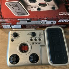 Zoom G1XNext multi-effects pedal box