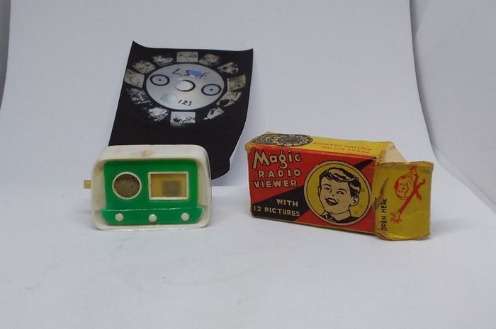 Vintage Adult Magic Radio Viewer , Showing 12 Glamour Micro Photos