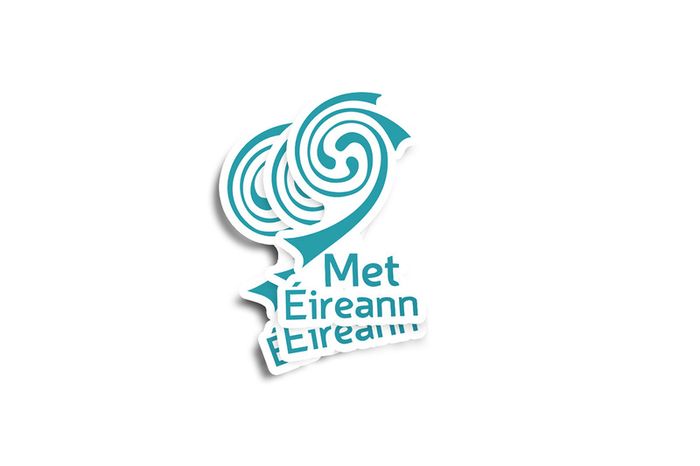 Met Eireann Glossy Sticker 2-Pack