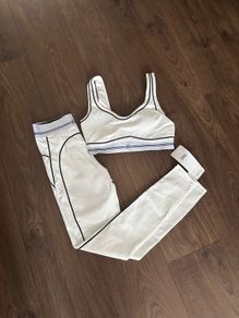 Alo Yoga Gym Set