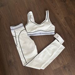 Alo Yoga Gym Set
