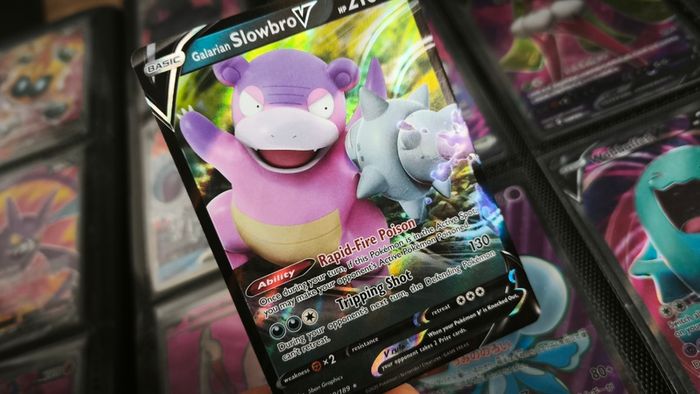 Galarian Slowbro V ! Ultra Rare ! from Darkness Ablaze Set ! 2020 ! Pokemon Card !