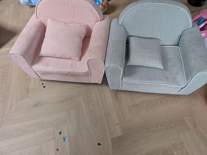 Lucy & Me kids chairs