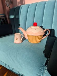 Cake Teapot and Milk Jug