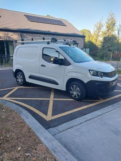 Peugeot partner van