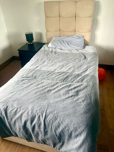 Single bed & respa matress